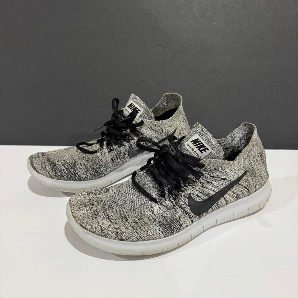 Nike Free Run 5.0 Flyknit 2.0 gray & black sneakers women’s size 8